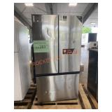 Samsung 30cu.ft. Smart Refrigerator (Damaged)