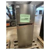 VISSANI 10.1 cu.ft. Refrigerator/Freezer (Damaged)