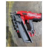 Milwaukee m18 20v 30 framing nailer