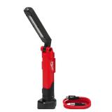 Milwaukee 550 lm Black/Red LED Stick Light