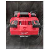 Milwaukee M12/M18 6-Port Charger + 4Ah/6Ah Batter