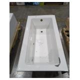 Bath Tub 32" x 60" APPROX MEASUREMENTS
