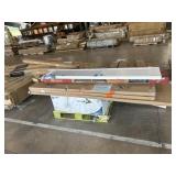 24ï¿½ shaker door, flooring, unopened boxes