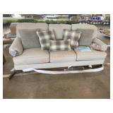 Signature Design by ASHLEY Sofa (Approx.
