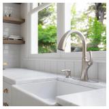 Pfister Rancho Pull-down Faucet with Sprayer