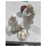 Nativity Figurine Set with Detailed Accents