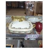 Assorted Decorative Ceramic Pieces