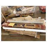 2- 24in Interior Doors 6-panel, Jeld-Wen, Rugs,