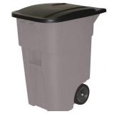 Rubbermaid 50gal Gray Rollout Container, hinged l