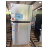 VISSANI 18.1 cu.ft. Refrigerator-Freezer;