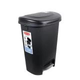 Rubbermaid 13 Gal Hands-Free Step Trash Can