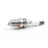 Briggs & Stratton 496018 Spark Plug RC14YC