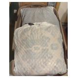 Cushions tote lot.