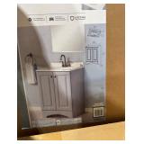GLACIER BAY 24 in Vanity with top