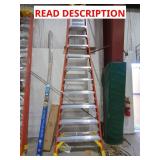 Fiberglass Podium Ladder 16 ft Reach, 300 lb