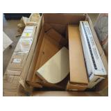 Toilet Tank Cover and Toilet Seat