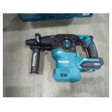 Makita 40V 1-3/16" Combination Hammer , Tool Only
