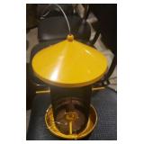Bird feeder
