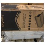 Bathroom tub and sink lot