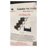 Snagle Paw Foldable Pet Stairs