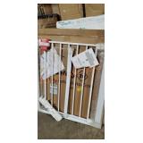 Safety 1st Auto Close Baby Gate