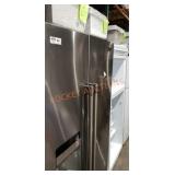 Maytag 25 Cubic Feet Refrigerator/Freezer