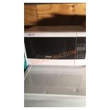 Criterion Microwave, 1.6 cu ft