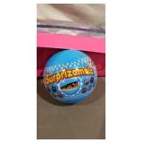 Six Surprizamals Capsules