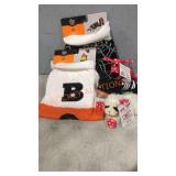 Pet Turtleneck Sweater and squeaky Toys, Medium