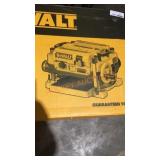 DeWalt 13" Thickness Planer