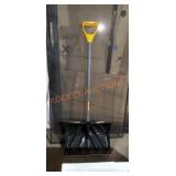 True Temper Snow Shovel