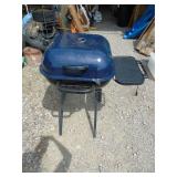 Aussie Walkabout charcoal grill