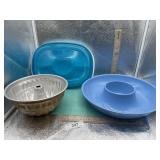 RUBBERMAID RELISH DISH W/LID, CHIP & DIP DISH,