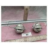 PAIR OF CHRISTMAS ORNAMERNTS