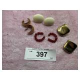 PIECERED EARRINGS