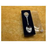 COLLECTOR SPOON W/MISSOURI STATE QUARTER-NIB