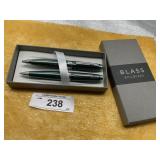SET OF BLASS BILL BLASS PENS AND OTHER PENS-