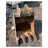 Kubota KUBKX121 16-Inch Bucket by Werk Brau