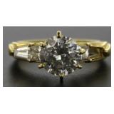 10kt Gold Brilliant 2.00 ct White Topaz Solitaire