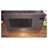 GE 1100 Watt Microwave