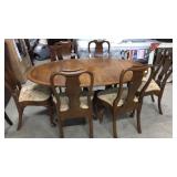 Vintage Century Oval Table & 6 Chairs