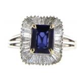 18kt Gold 2.91 ct Cushion Sapphire & Diamond Ring