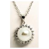 Elegant Pearl Fashion Necklace