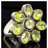 Stunning 3.50 ct Peridot Cocktail Ring