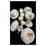 29 Pc Georgiana Yellow Rose China Dishes