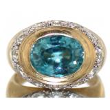 10kt Gold Oval 3.50 ct Blue-White Topaz Ring