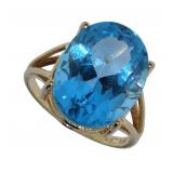 14kt Gold Oval 8.55 ct Blue Topaz Solitaire Ring