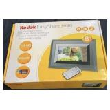 8 inch Kodak Easy Share Digital Frame