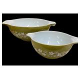 (2) Pyrex Mixing Bowls