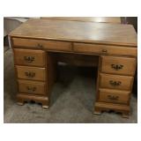 Knee Hole Desk